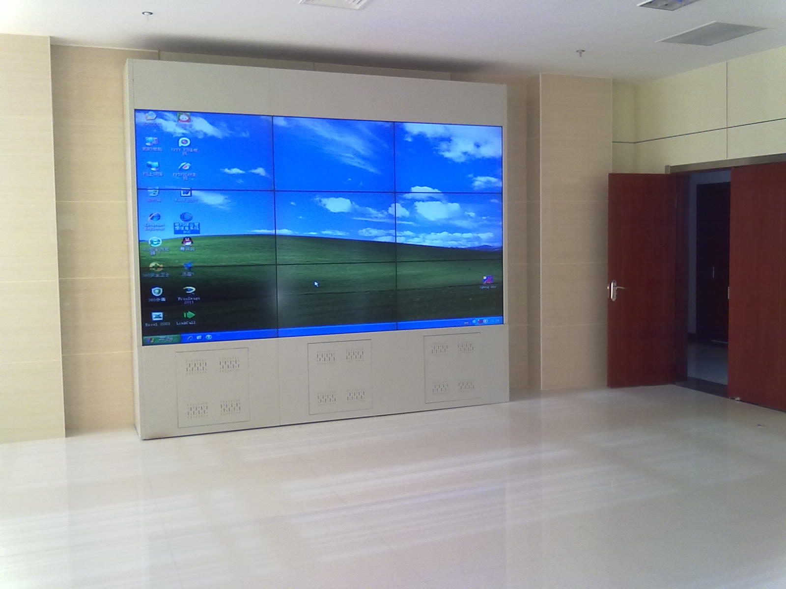 高清液晶拼接是未來發(fā)展趨勢