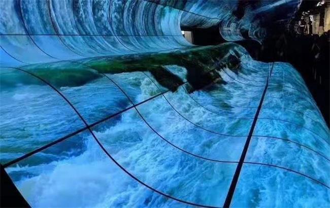 OLED曲面拼接屏和OLED壁紙屏更多極致體驗！