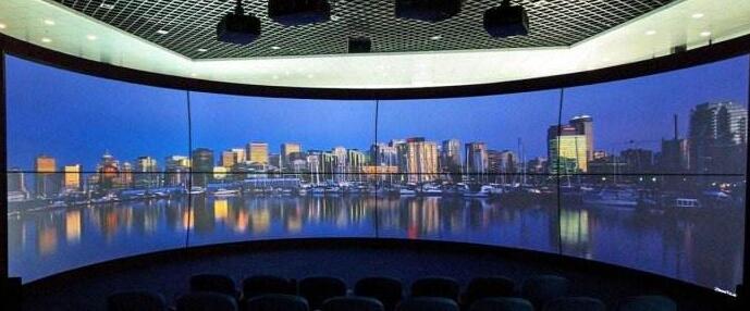 曲面液晶拼接屏.jpg 曲面液晶拼接屏.jpg